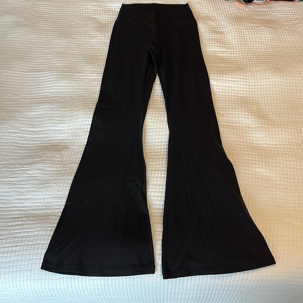 LAST CHANCE - Aerie Crossover Flare Leggings